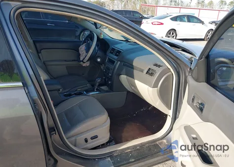 2011 Ford Fusion Sel from USA, damaged, VIN 3FAHP0JA8BR132079